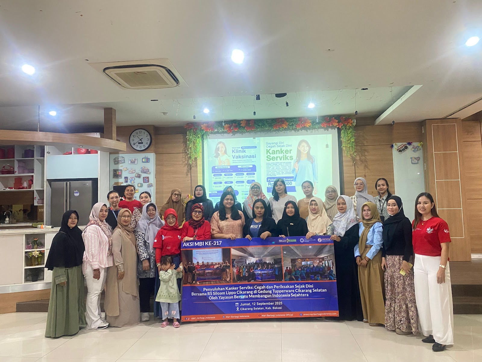 PENYULUHAN KANKER SERVIKS: CEGAH DAN PERIKSAKAN SEJAK DINI BERSAMA RS SILOAM LIPPO CIKARANG  DI GEDUNG TUPPERWARE CIKARANG SELATAN OLEH YAYASAN BERSATU MEMBANGUN INDONESIA SEJAHTERA